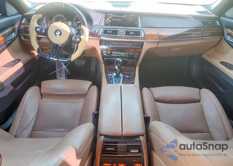 2015 BMW 740 I z USA, uszkodzony, nr VIN WBAYA6C57FG16659